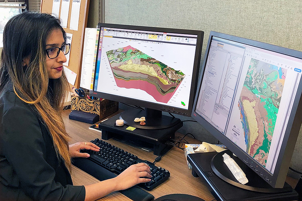 Alberta Geological Survey employee creating computer 3D-models of Alberta’s subsurface geology